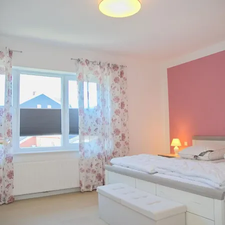 Apartament Kirchenstrasse 28a Erdgeschoss *